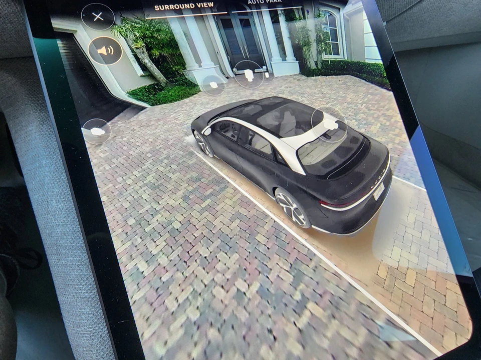 2023 Lucid Air - Image 22 of 24