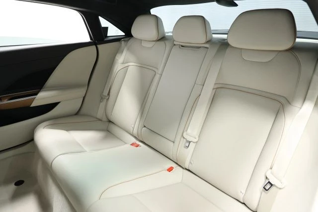 2023 Lucid Air - Image 4 of 12