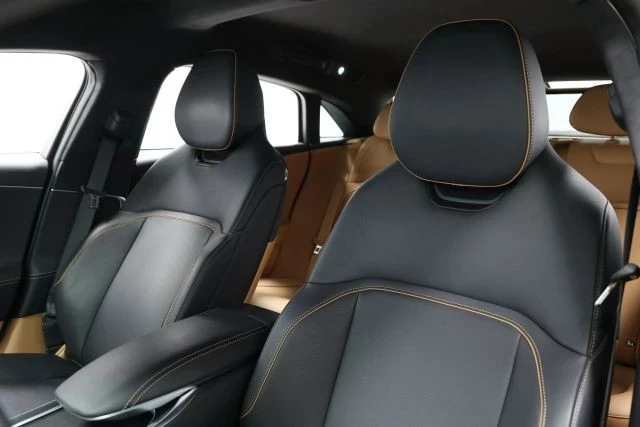 2023 Lucid Air - Image 14 of 21