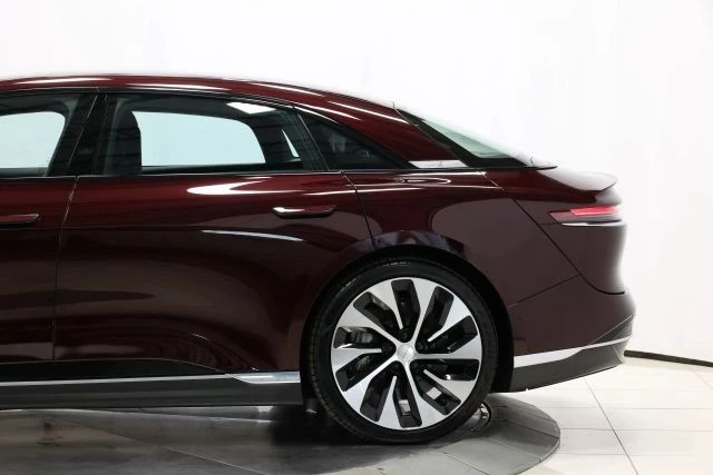 2023 Lucid Air - Image 8 of 12