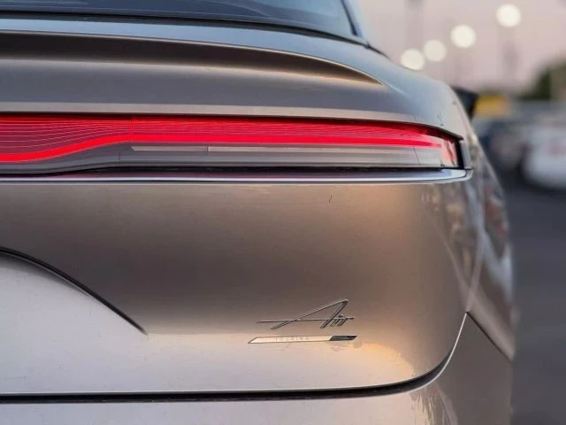 2023 Lucid Air - Image 10 of 12