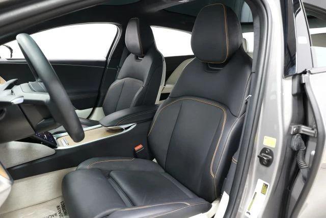 2023 Lucid Air - Image 3 of 12