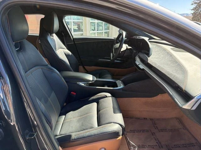 2023 Lucid Air - Image 22 of 24