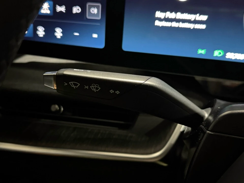2023 Lucid Air - Image 19 of 21