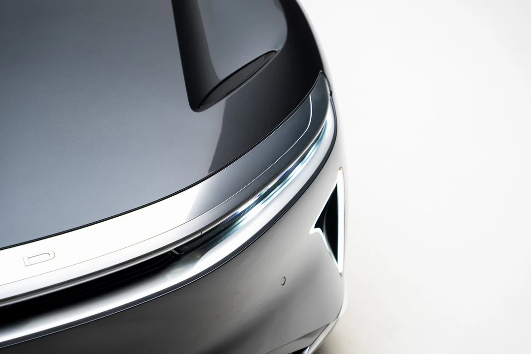 2023 Lucid Air - Image 11 of 12