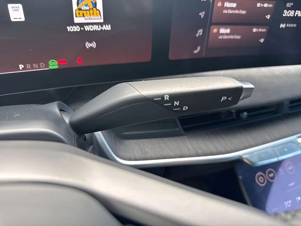 2023 Lucid Air - Image 18 of 21