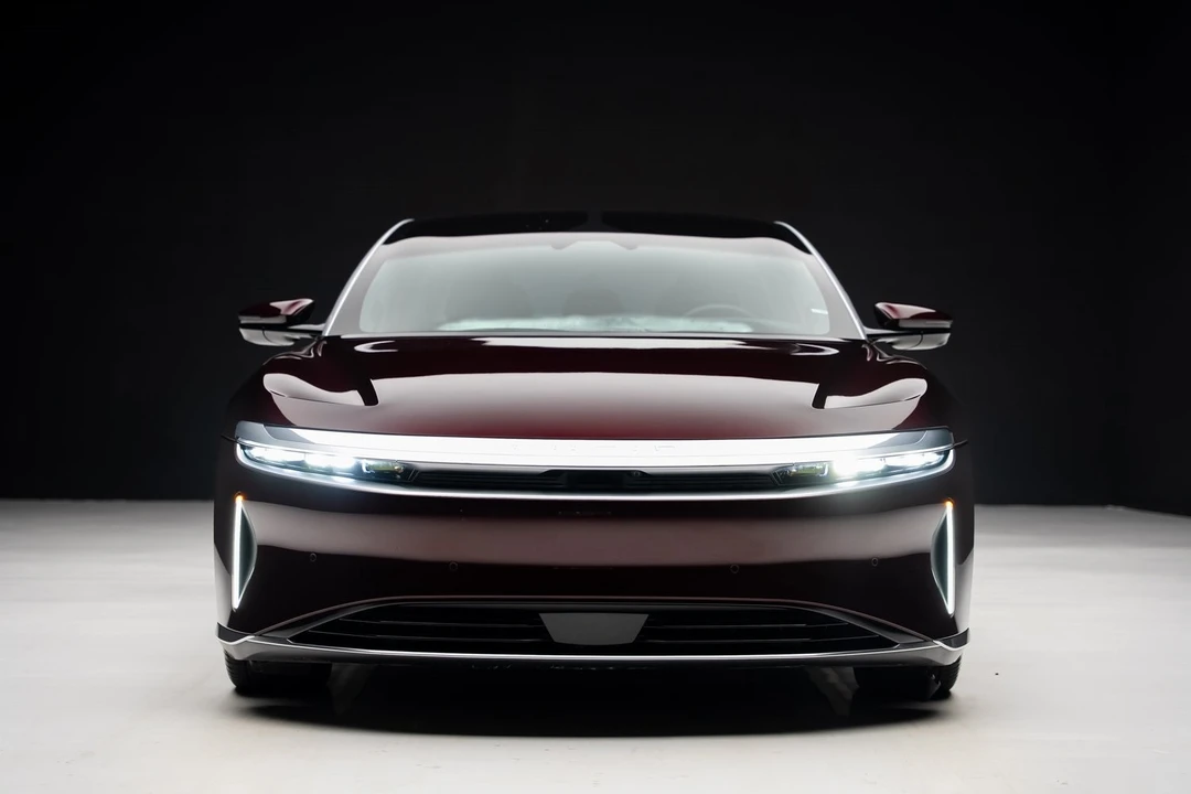 2023 Lucid Air - Image 8 of 12