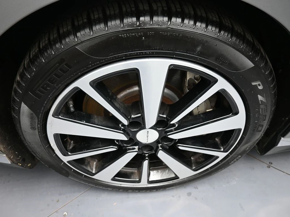 2023 Lucid Air - Image 12 of 21