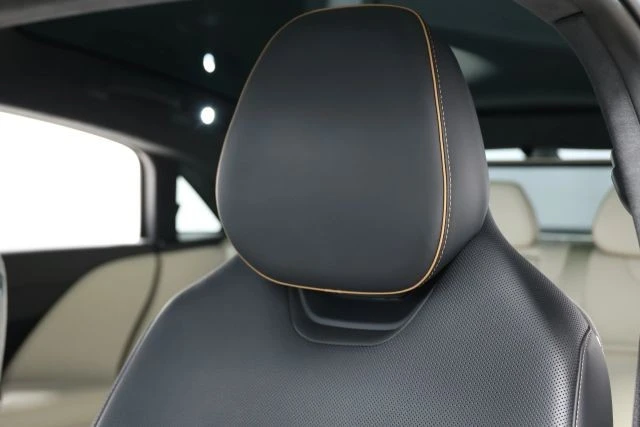 2023 Lucid Air - Image 16 of 21