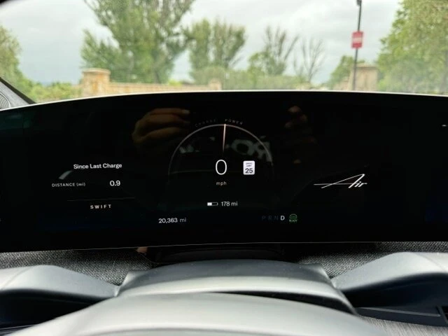 2023 Lucid Air - Image 11 of 12
