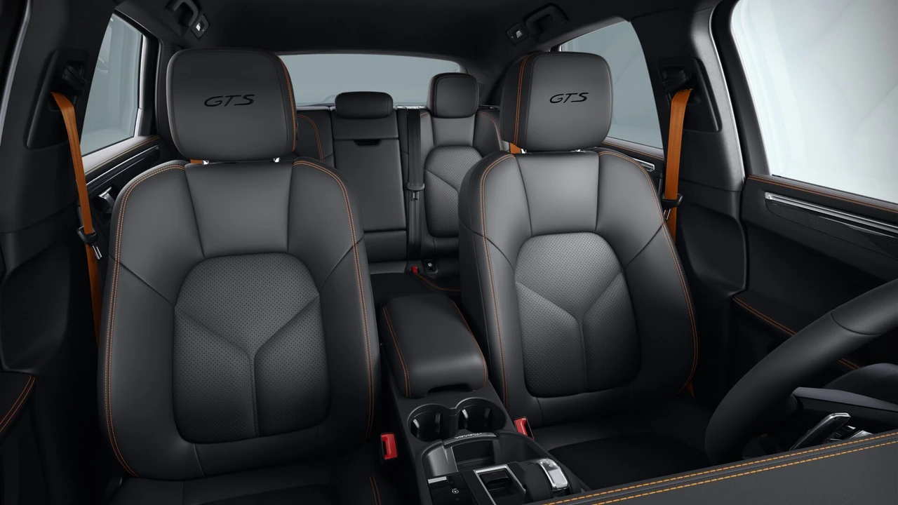 2023 Porsche Macan GTS - Image 2 of 7