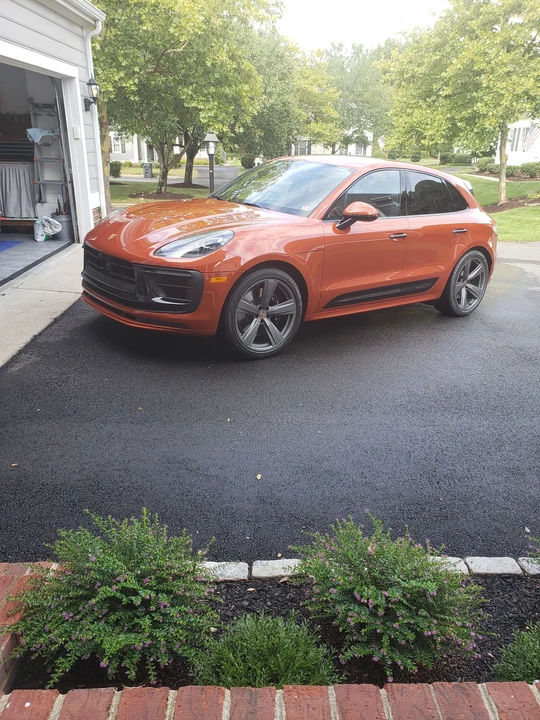2023 Porsche Macan GTS - Image 6 of 7