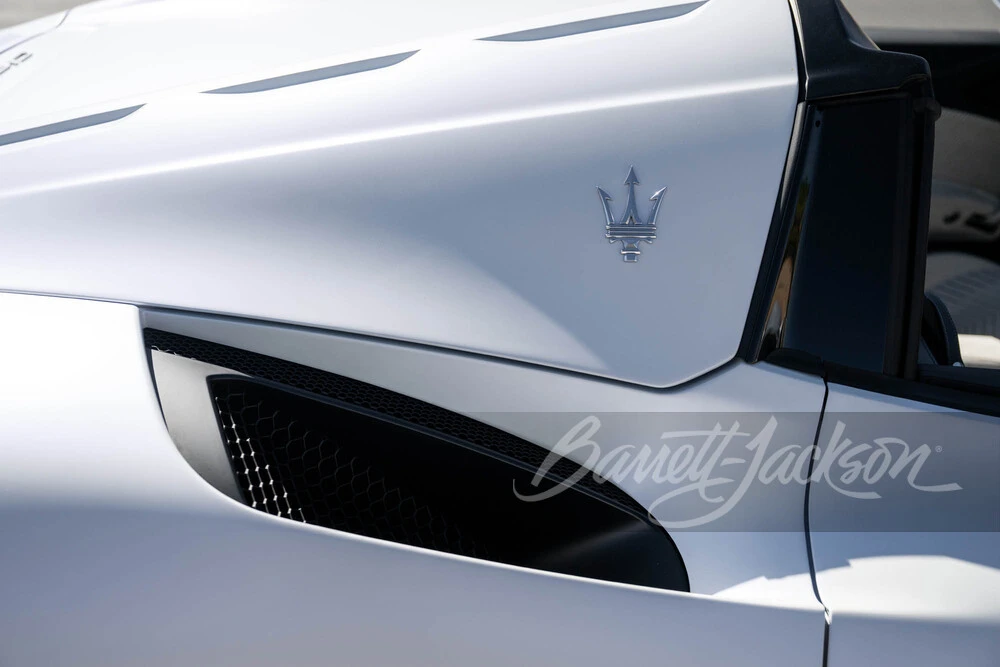 2023 Maserati MC20 Cielo - Image 15 of 31