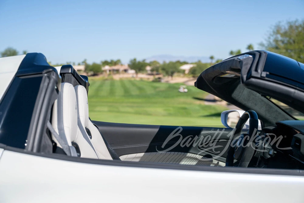 2023 Maserati MC20 Cielo - Image 17 of 31