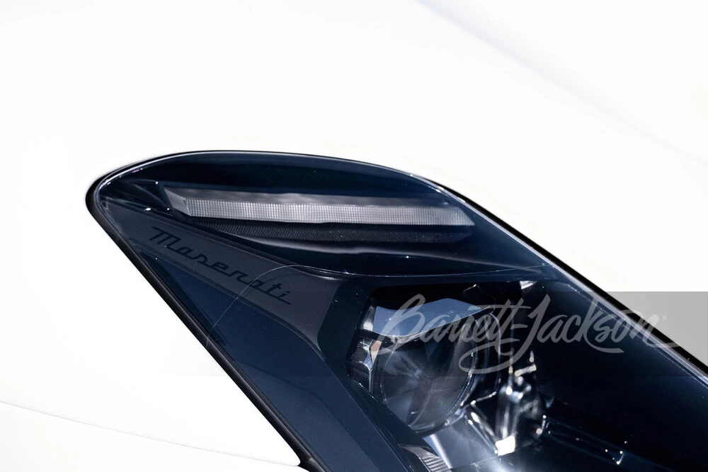 2023 Maserati MC20 Cielo - Image 18 of 31