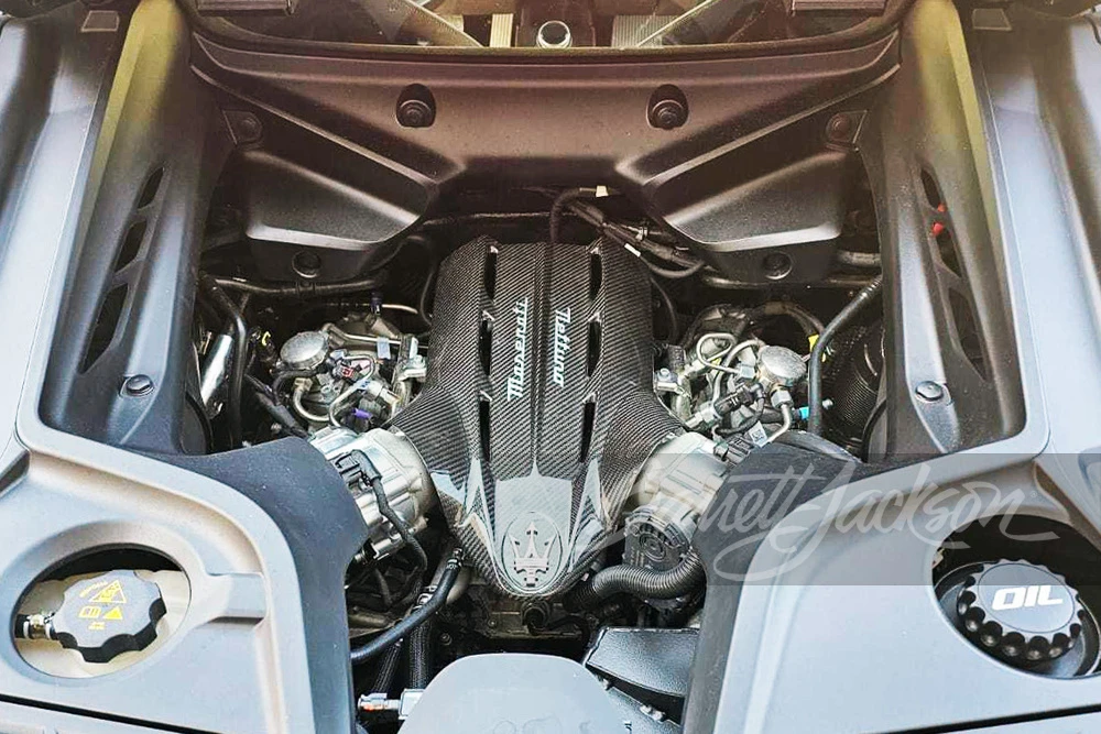 2023 Maserati MC20 - Image 2 of 15