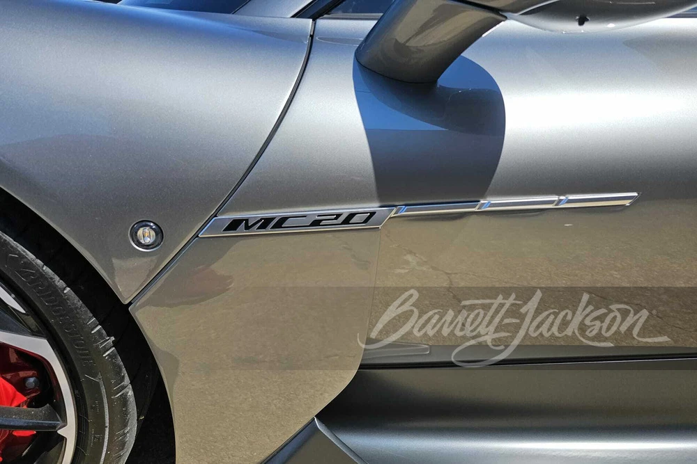 2023 Maserati MC20 - Image 9 of 15