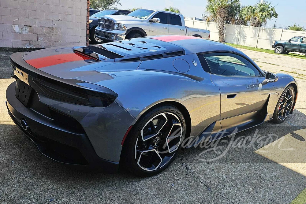 2023 Maserati MC20 - Image 14 of 15