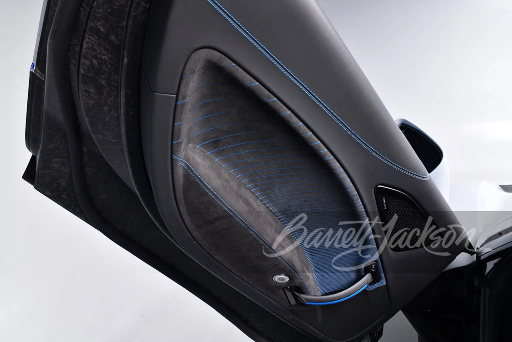 2023 Maserati MC20 - Image 9 of 31