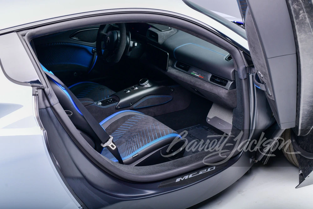 2023 Maserati MC20 - Image 7 of 31