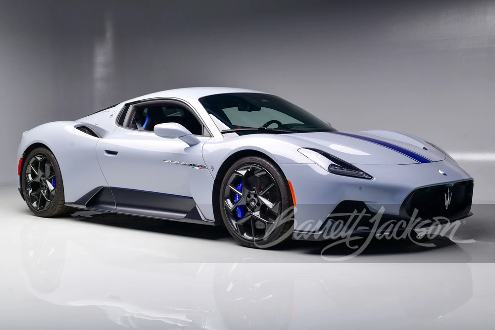 2023 Maserati MC20 - Image 19 of 31