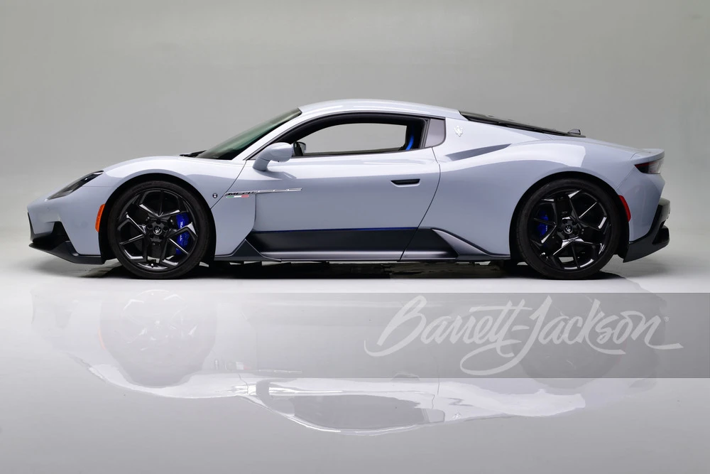 2023 Maserati MC20 - Image 22 of 31