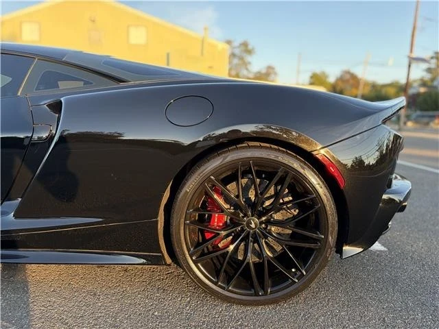 2023 McLaren GT - Image 10 of 21
