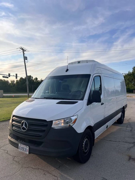2023 Mercedes-Benz VS30 Sprinter - Image 3 of 23