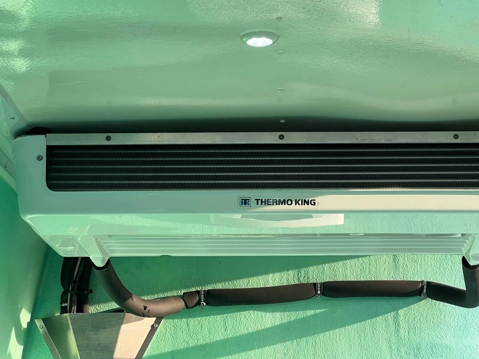 2023 Mercedes-Benz VS30 Sprinter - Image 16 of 23
