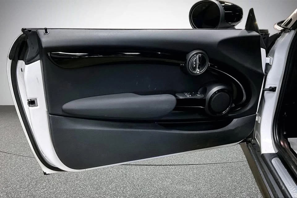 2023 Mini Mini Cooper S 3rd Gen - Image 7 of 15