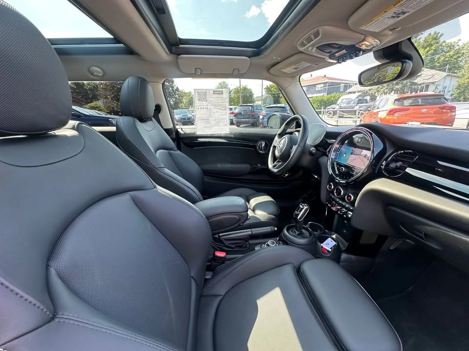 2023 Mini Mini Cooper S 3rd Gen - Image 14 of 20
