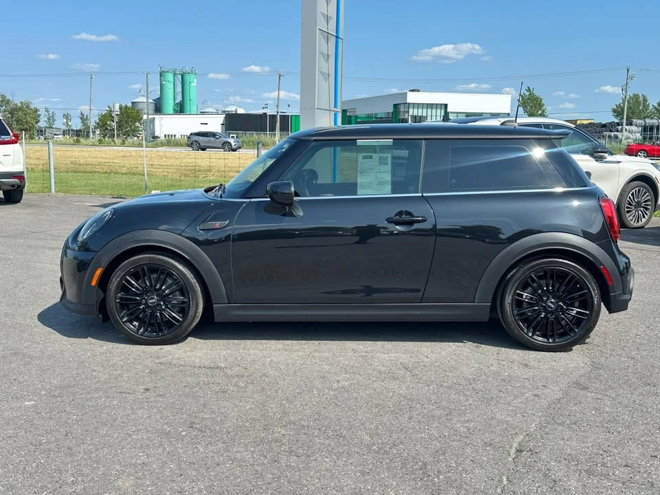 2023 Mini Mini Cooper S 3rd Gen - Image 5 of 20