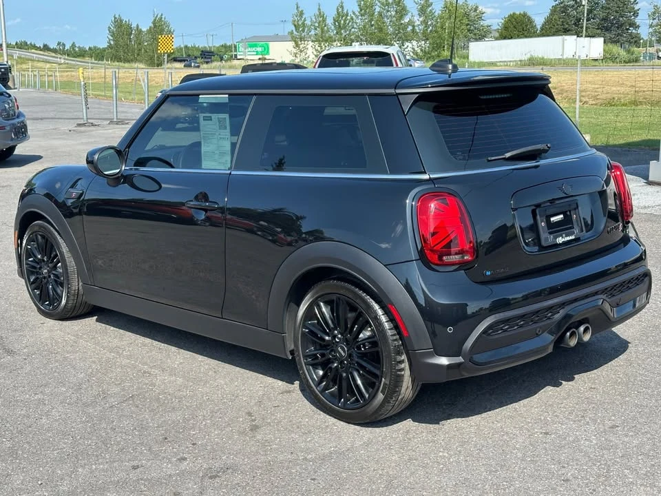 2023 Mini Mini Cooper S 3rd Gen - Image 7 of 20