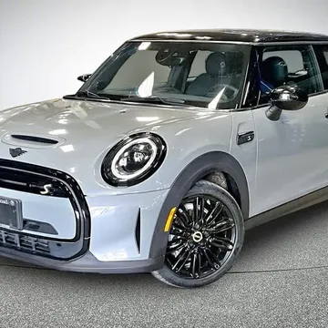 2023 MINI 3 Door Cooper SE