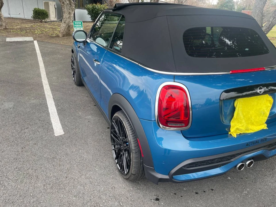 2023 Mini Mini Cooper S 3rd Gen - Image 5 of 7