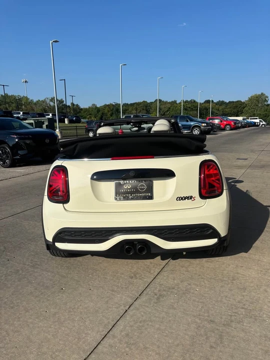2023 Mini Mini Cooper S 3rd Gen - Image 4 of 5