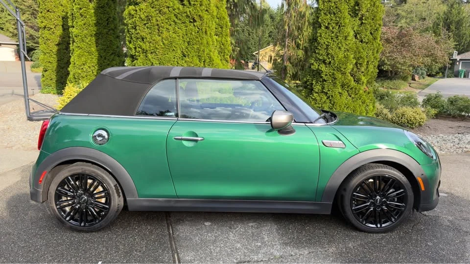 2023 Mini Mini Cooper S 3rd Gen - Image 2 of 8