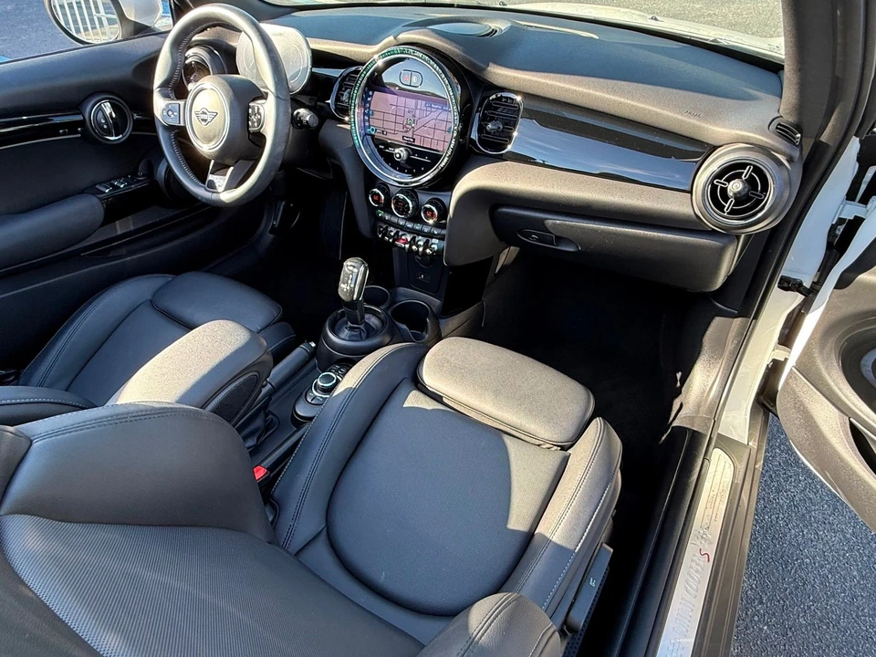 2023 Mini Mini Cooper S 3rd Gen - Image 8 of 12