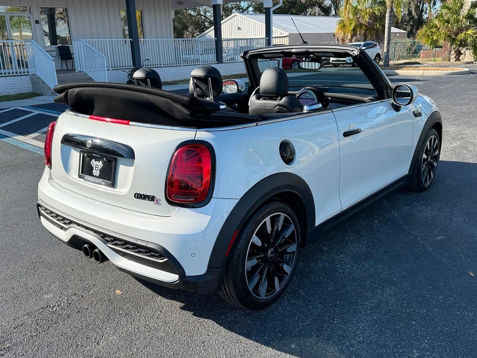 2023 Mini Mini Cooper S 3rd Gen - Image 5 of 12