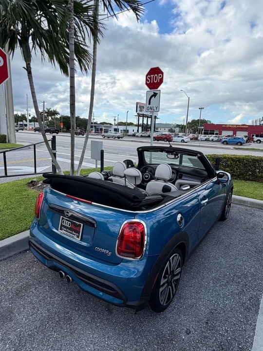 2023 Mini Mini Cooper S 3rd Gen - Image 2 of 13