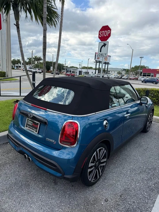 2023 Mini Mini Cooper S 3rd Gen - Image 4 of 13