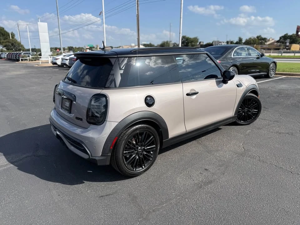 2023 Mini Mini 3rd Gen - Image 3 of 13