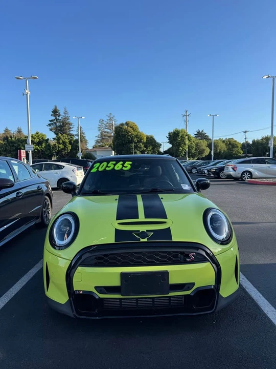 2023 Mini Mini Cooper S 3rd Gen - Image 2 of 10