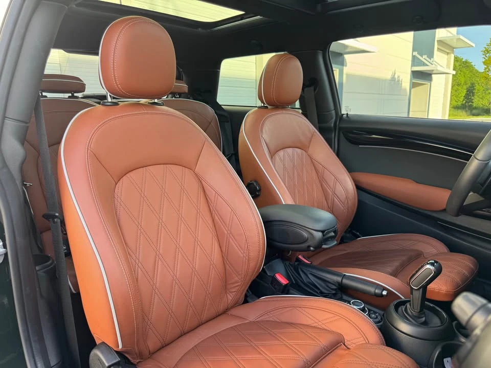 2023 Mini Mini John Cooper Works 3rd Gen - Image 19 of 20