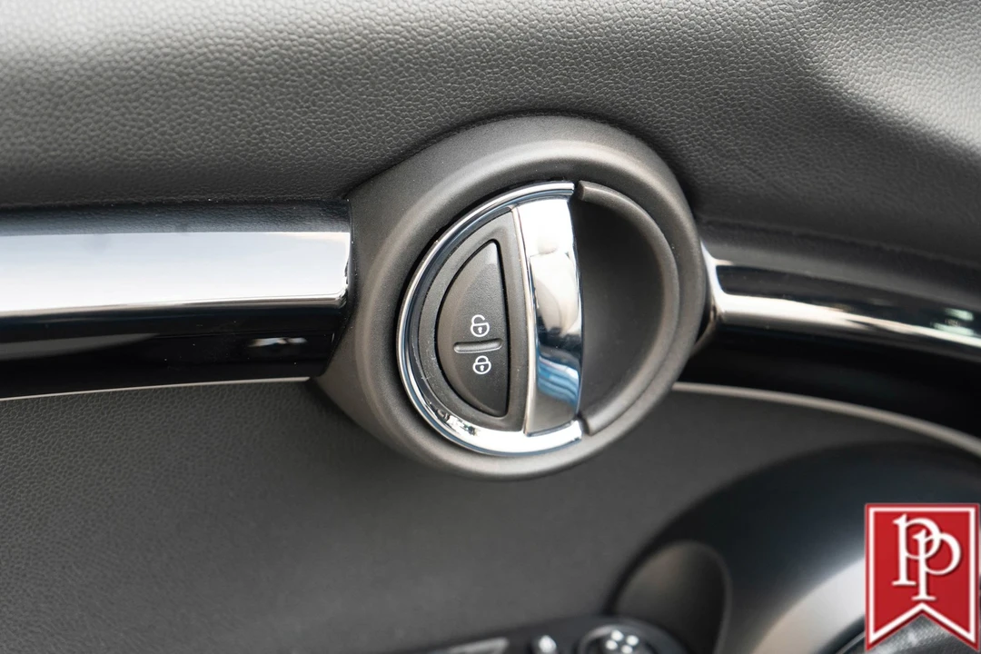 2023 Mini Mini John Cooper Works 3rd Gen - Image 18 of 21