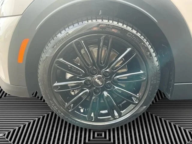 2023 Mini Mini Cooper S 3rd Gen - Image 14 of 15