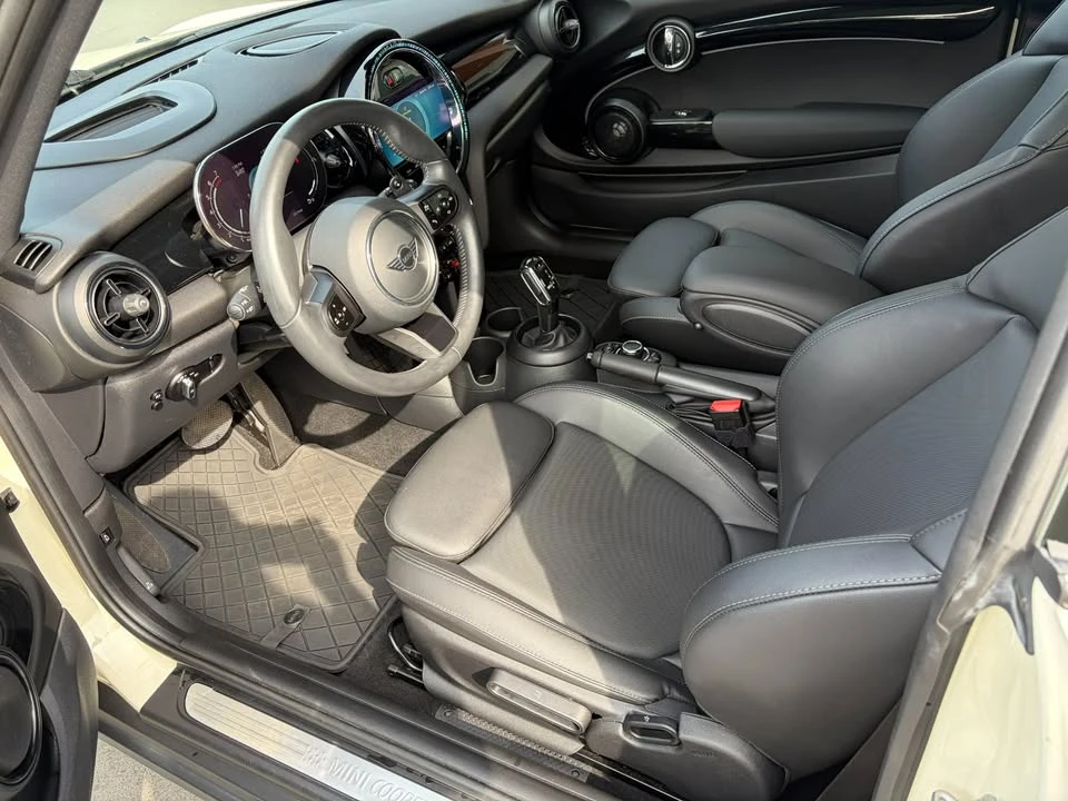2023 Mini Mini Cooper S 3rd Gen - Image 11 of 20