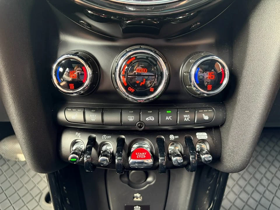 2023 Mini Mini Cooper S 3rd Gen - Image 16 of 20