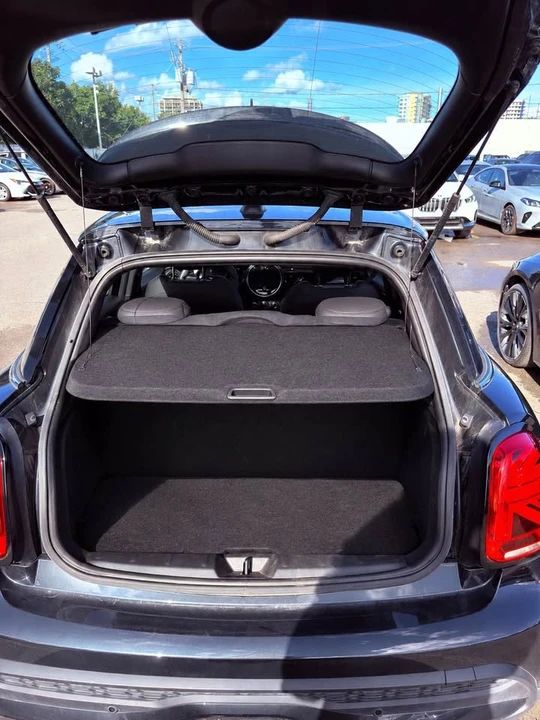 2023 Mini Mini Cooper S 3rd Gen - Image 4 of 4