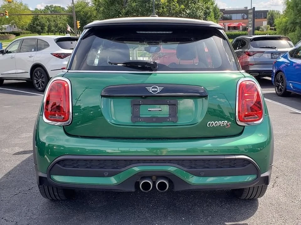 2023 Mini Mini Cooper S 3rd Gen - Image 8 of 20